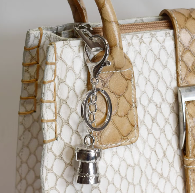Champagne cork keychain in metal