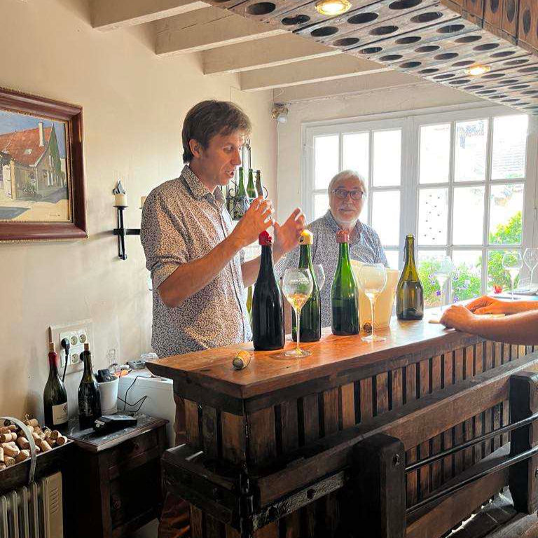 Guerlet-Deguerne Champagne located in Chamery. Montaigne de Reims.